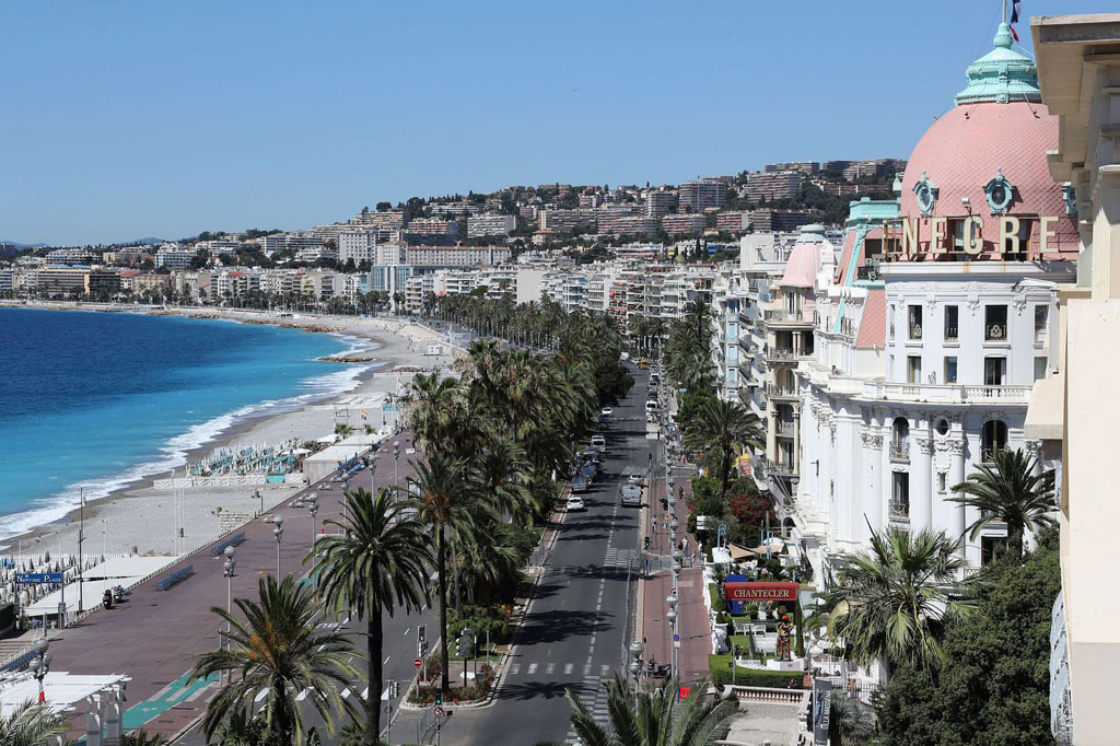 Promenade des anglais  à Nice